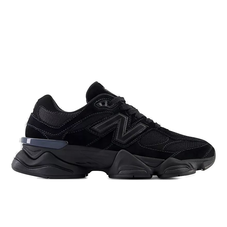 New Balance 9060 Triple Black