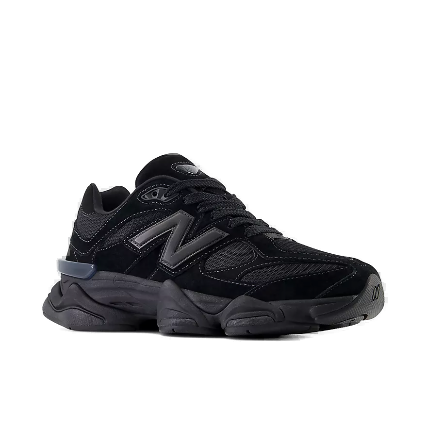 New Balance 9060 Triple Black