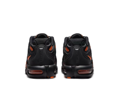 Nike Air Max Plus Drift Off Noir Hyper Crimson-Black
