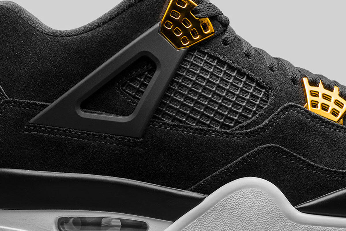Air Jordan 4 Retro Royalty